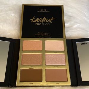 tarteist PRO GLOW highlight & contour palette. NEW. NEVER USED